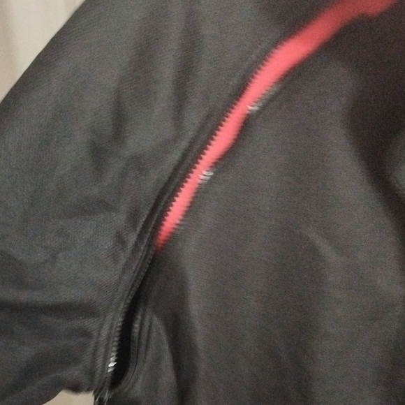 Men's Black and Red " Warm Up Jacket - Picture 10 of 15